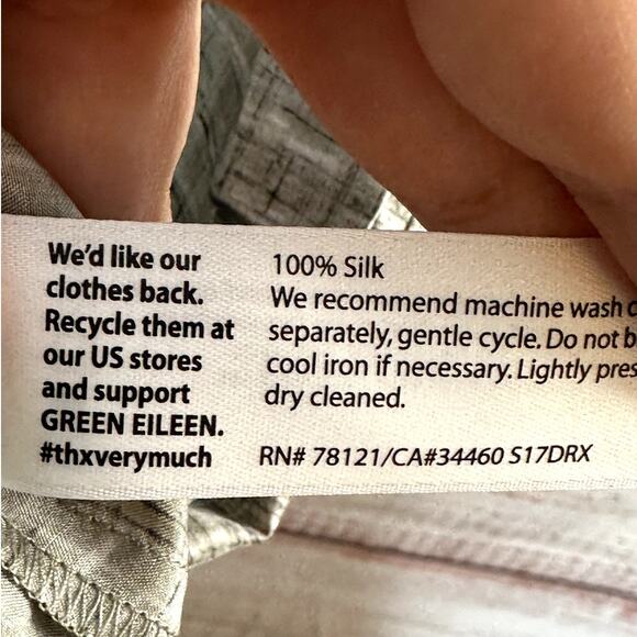 Eileen Fisher 100% Silk Casual Chic Dress Excellent Condition Size Medium - Picture 9 of 9